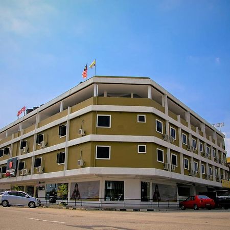 Apple Suites Hotel Sitiawan Exteriör bild
