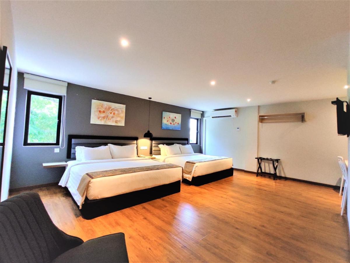 Apple Suites Hotel Sitiawan Exteriör bild