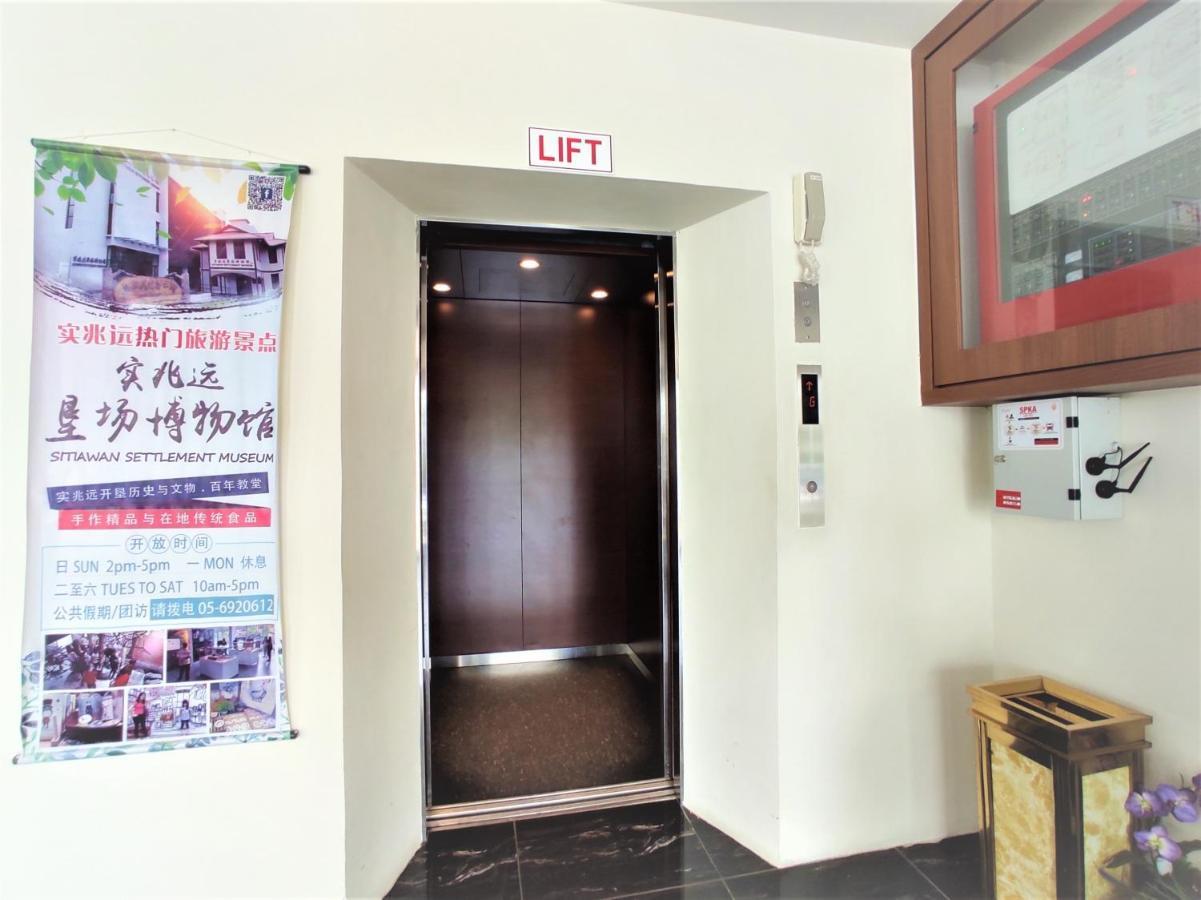 Apple Suites Hotel Sitiawan Exteriör bild
